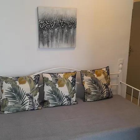 Apartment Spiliotica *
