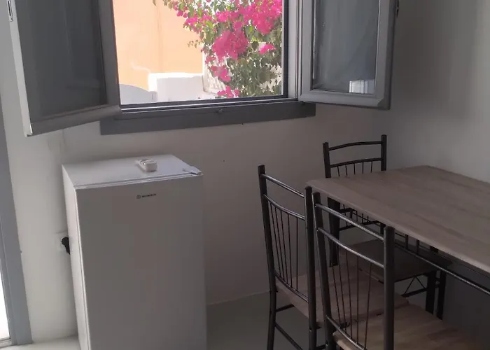 In New Management With Buffet Breakfast & Free Pick Up Up To 5 Days アパート イメロヴィグリ