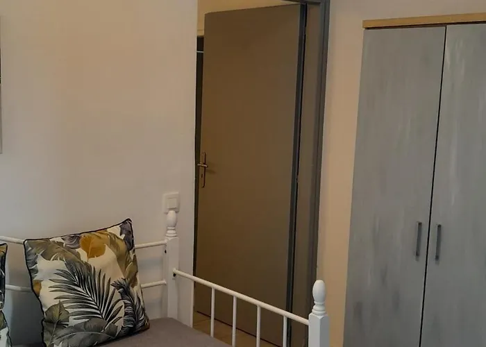 アパート In New Management With Buffet Breakfast & Free Pick Up Up To 5 Days