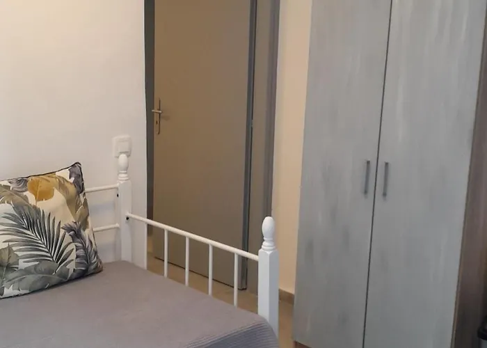 In New Management With Buffet Breakfast & Free Pick Up Up To 5 Days *