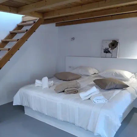 Lägenhet In New Management With Buffet Breakfast & Free Pick Up Up To 5 Days *