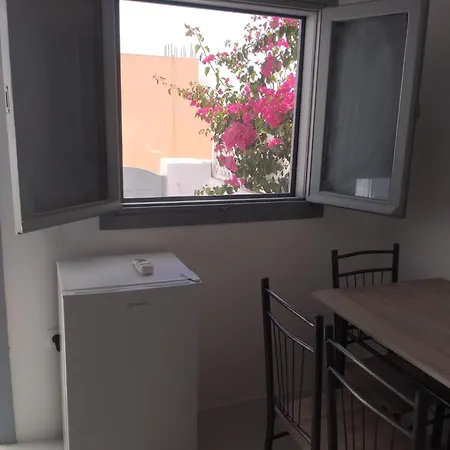 In New Management Imerovigli (Santorini)